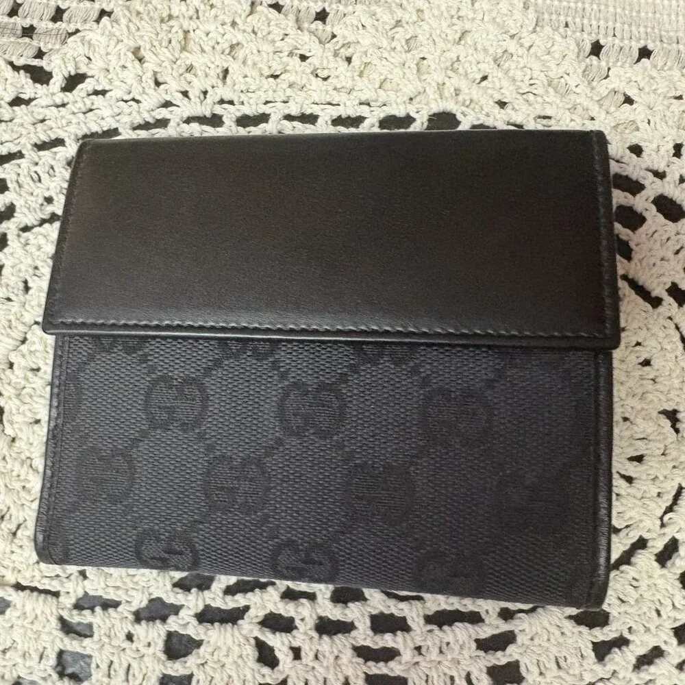 Gucci GG Canvas Wallet- Authentic- New in Box